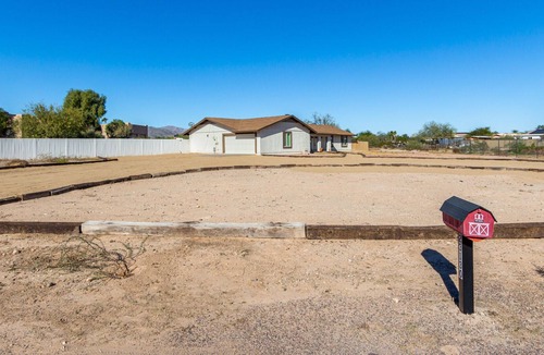 Buckeye House | 6 Persons - Private remodeled spacious home on an acre. RV parking, Pets ok. .