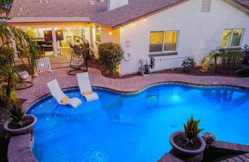 La Paz At Desert Springs House | 6BRHeated PoolGame RoomHot TubGolf
