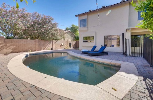 Canyon Trails House | 7BR Sleeps 16+ POOL Games BBQ Family-Friends-Corporate-RETREAT
