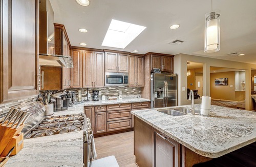 Raskin Estates House | 8 Mi to Old Town Scottsdale: Family Home!