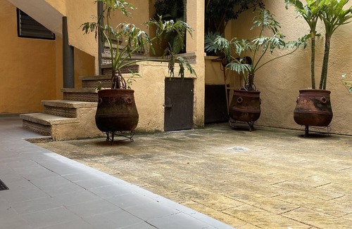 Chapalita Apartment | A metros del corazón de chapalita/departamento