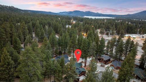 Winter Park House | A Snowmass Haven - EV, Sauna, Hot Tub - Walk to Slopes/lake