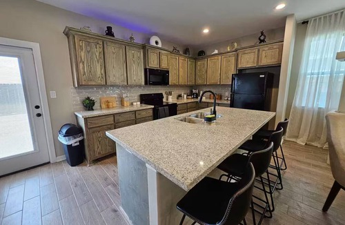 Edinburg House | A touch of Modern