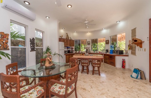 Akumal Villa | Abandon stress, all ye who enter here