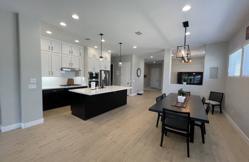 Maricopa County House | Absolutely stunning new home in Litchfield Park, close to Verrado area!