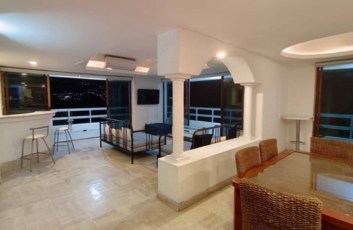 Costera Acapulco Apartment | Acapulco: Amazing Apartment in a Prime Location!