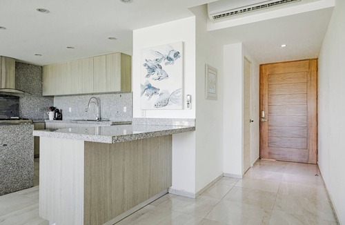 Diamante Apartment | ACAPULCO RESIDENCES WITH GOLF VIEWS