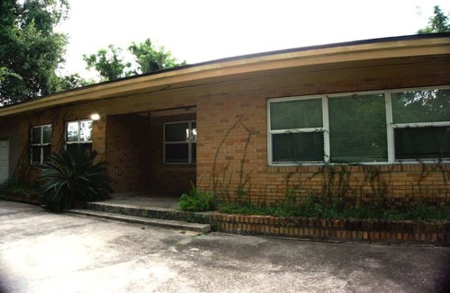 Lakeshore South House | Affordable, Spacious, Family Friendly, 3 Queen Beds, Washer and Dryer, Long-Term Welcome