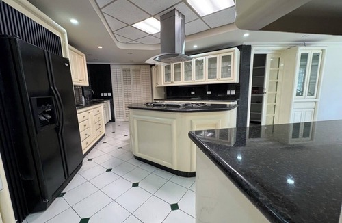 Tijuana House | Aguacaliente Grand Residence- Jacuzzi, Games & Fun