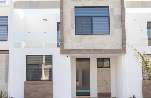 Aguascalientes House | Aguascalientes House with Pool and AC - 10 min from Downtown and FNSM