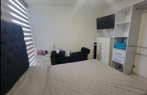 Zapopan House | Aguilas Room 1