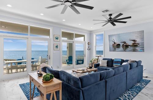 The Shores House | Ahh da Sea - Waterfront, Backyard Ramp to Jetty & Laguna home