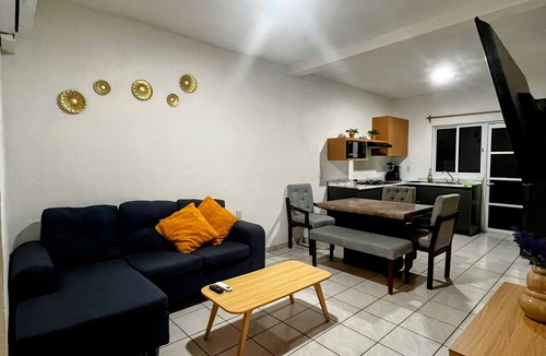 Colima House | Air-conditioned house, electric gate, covered garage, lovingly decorated.