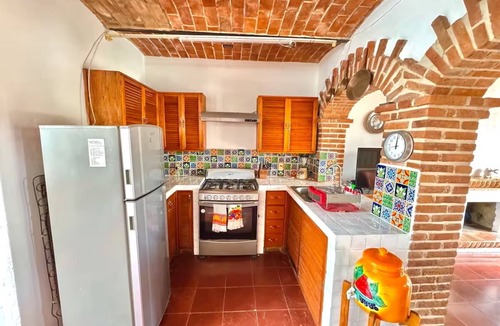 Ajijic House | Ajijic Centro with Lake View Rooftop Terrace, AC and Walkable