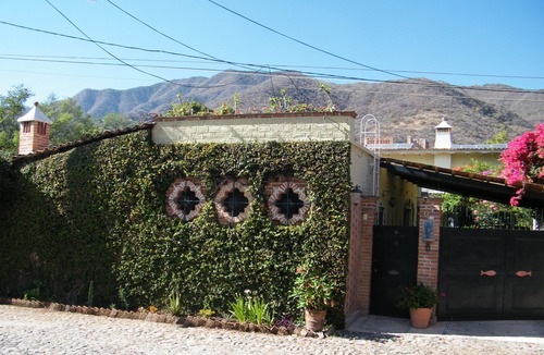 Ajijic Villa | Ajijic 'Magic Town' 1 hour to GDL FIFA events - 34' heated lap pool. Tranquility