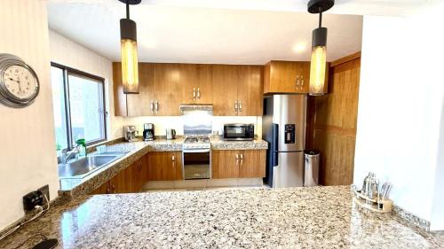 San Antonio Tlayacapan Villa | Ajijic San Antonio Lake Chapala Villas - Pickleball Court - Gym