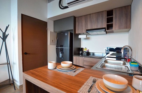 Monterrey Centro Apartment | ¡Alberca, gym y asadores!/Barrio W/6 personas