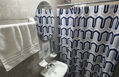 La Cruz Apartment | Alexa room/handy and safe/2 per.