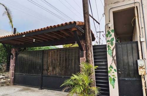 La Fonda House | Alisitos Beach House - Pool Table & Rooftop