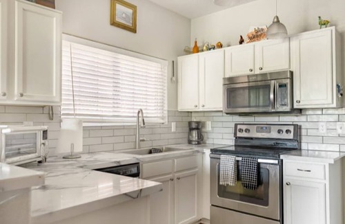 West Lake Estates Condo | Amazing 2-bedroom Condo in Val Vista Lakes area in Gilbert Az! Pet Friendly!