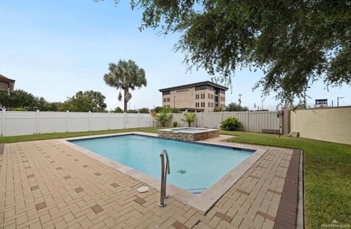 Harlingen House | Amazing 4-bedroom house in Harlingen. Just an hour away from South Padre Island!