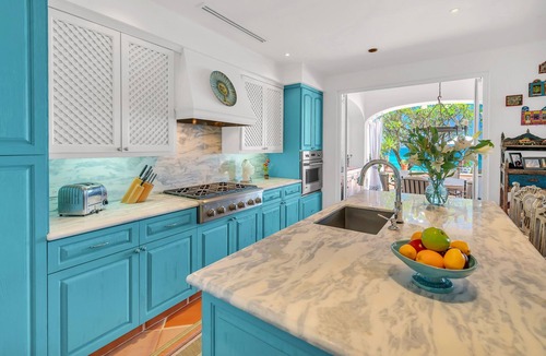 Palmilla Villa | Amazing 5-bedroom Beachfront Property in Villas del Mar