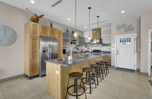 South Padre Island House | Amazing 6 Bedroom Condo Right on the Bay with Private Dock!