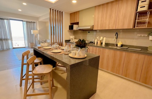 Queretaro Apartment | Amazing Apartment in Zibata, Pool & Coworking