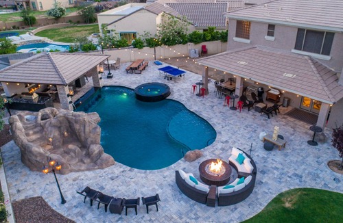 Gilbert House | AMAZING "FUN PARK" in BACKYARD Comfortably Sleeps 10
