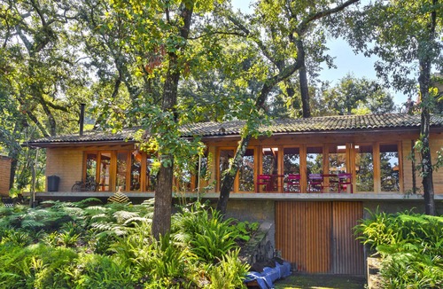 Valle de Bravo House | Amazing house with private lake in Valle de Bravo