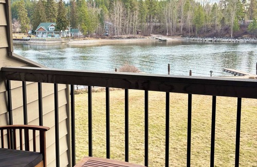 Bigfork Condo | Amazing WATERFRONT GETAWAY with Views of Gorgeous Flathead Lake