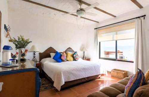 Raquet Club House | ANANA Casa de los Sueños - Villa with Thermal Water and Views