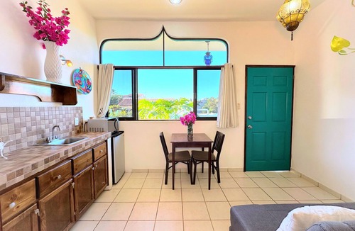 Ildefonso Green Apartment | APARTMENT 5min to MARINA & 15 minutes walking to MEDANO BEACH!