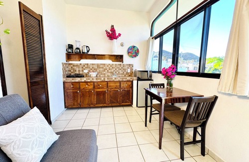 Ildefonso Green Apartment | APARTMENT 5min to MARINA & 15 minutes walking to MEDANO BEACH!