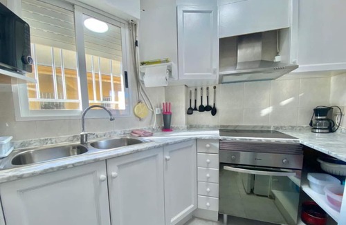 Daimuz Apartment | Apartment 'Edificio Pinocho' with Air Conditioning