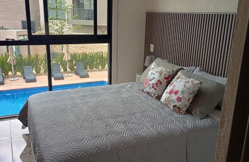 San Pedro Tlaquepaque Apartment | Apartment in the Heart of Tlaquepaque with Pool