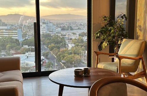 Americana Apartment | Apartment with city views central area