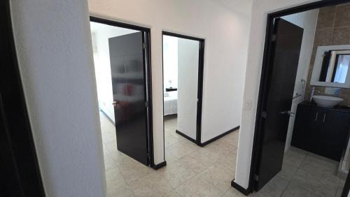 Queretaro Hotel | Apartment with Pool, Gym & A/C Suite