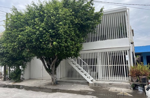Mazatlan House | Apt 1 Casa Brisa 🏝️Common terrace 🏊‍♀️ &Terrace 5 blocks from the Malecon 🌊☀️🏖️👙