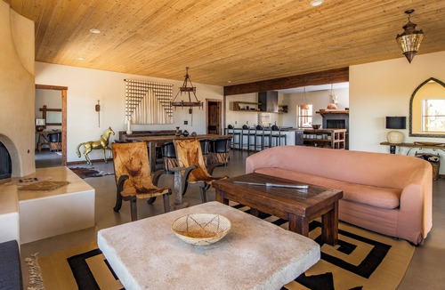 Pioneertown House | Arch Digest Featured - Salt Pool, Sauna, Cold Plunge