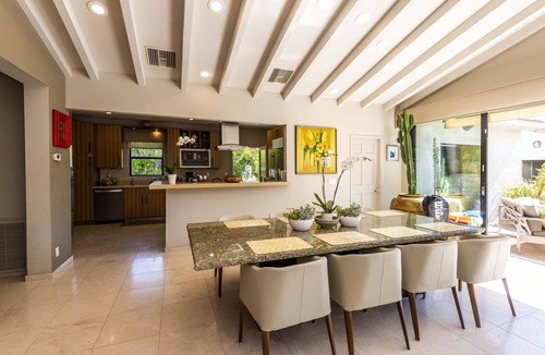 Vista Las Palmas House | Artsy, 5BR-5BA Luxury Old Las Palmas Tennis Estate
