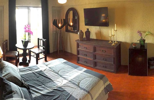 Zona Expo Hotel | Aurora Suites