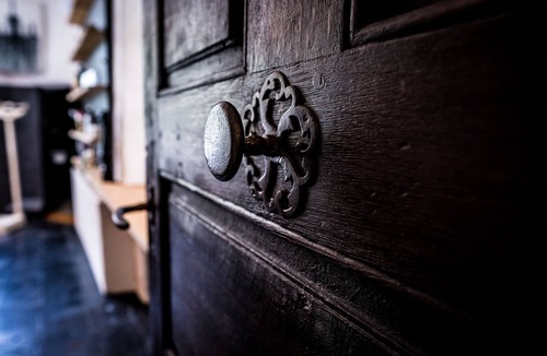 Clemency House | Authentic castle anno 1634 - suite Roaring '20