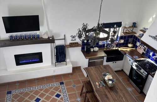 Yucaipa House | Authentic Mexican Casita! Near, Oak Glen, fishing, hiking, parks, casinos& Mt’s