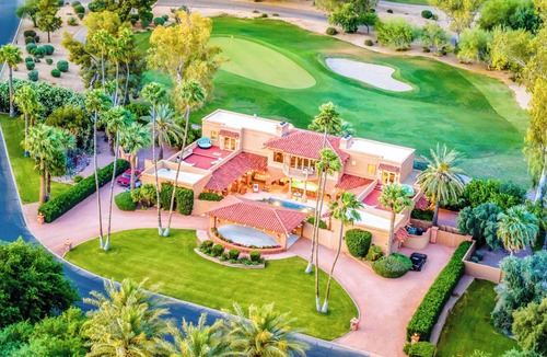 Camelback C C Estates Villa | Award-Winning Ritz Carlton Golf Green Estate|Sauna|Interior Pool|Jacuzzi|Gym|Mountain Views