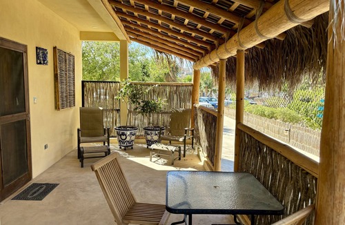 Cerritos House | Baja Beach Bungalo: Cozy Mexican Bungalow by the Beach