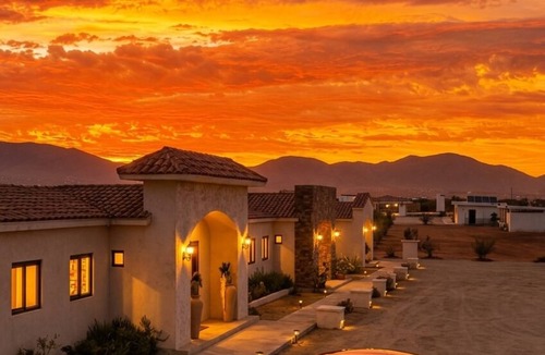 Valle de Guadalupe Villa | Baja Toscana Rancho Olivares