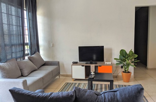 Centro Apartment | Balcony Apartment right with beautiful Paseo Alcalde right outside your door