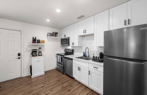 Garfield Apartment | Barrel Retreat in the Heart of Downtown Phoenix