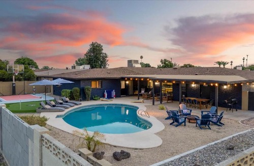 Glendale House | Basketball Court Heated Pool Mini Golf & More